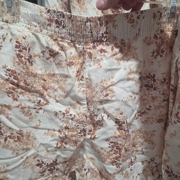 Abercrombie & Fitch matching top and shorts - Picture 6 of 13